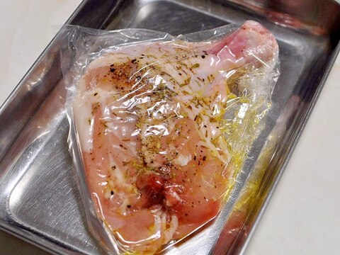 下味冷凍◇骨付き鶏もも肉のハーブローストチキン